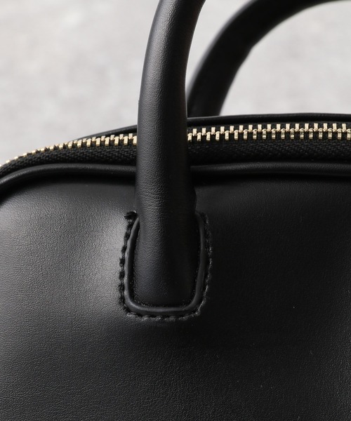 A part by（アパートバイ）の「レザースクエアミニバッグ　238023（ハンドバッグ・レディース・オフホワイト/ブラック/グリーン・FREE）」の9枚目の写真