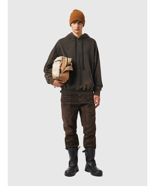 DIESEL（ディーゼル）の「メンズ パーカー プルオーバー　ユニセックス（パーカー・メンズ・ワイン/ブラウン系その他・MEDIUM/XXX-LARGE/LARGE/X-SMALL/SMALL/X-LARGE/XX-LARGE）」の5枚目の写真