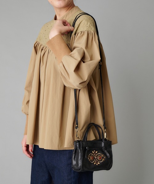 CAMPOMAGGI（カンポマッジ）の「【CAMPO MAGGI(カンポマッジ)】スタッズミニトートバッグ（トートバッグ・レディース・ブラック・FREE）」の21枚目の写真