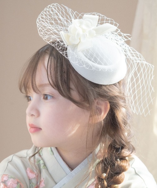 Catherine Cottage（キャサリンコテージ）の「トークハット（その他ヘアアクセサリー・キッズ・ホワイト/ブラック・FREE）」の2枚目の写真