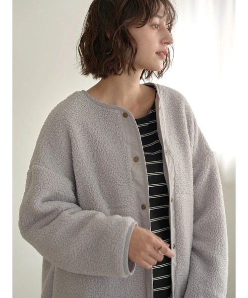 earth music&ecology（アースミュージックアンドエコロジー）の「ｷﾙﾃｨﾝｸﾞ&ﾎﾞｱﾘﾊﾞｰｼﾌﾞﾙﾉｰｶﾗ-ｺｰﾄ＊（ノーカラーコート・レディース・ライトグレー/ブラック/カーキ・M/L）」の13枚目の写真