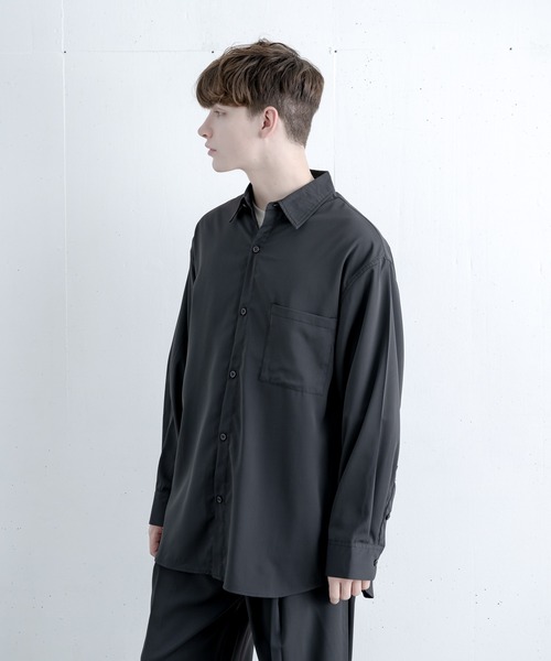 melt.（メルト）の「リラックスベーシックオーバー シャツセットアップ / RELUX BASIC OVER SHIRT SETUP（セットアップ・メンズ・チャコールグレー/グレイッシュブルー・SMALL/MEDIUM/LARGE）」の22枚目の写真
