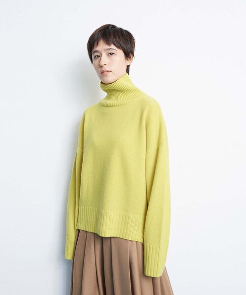 LA MARINE FRANCAISE（マリン フランセーズ）の「起毛タートルネックプルオーバー（ニット/セーター・レディース・ネイビー/グレー/レッド/イエロー・F）」の5枚目の写真