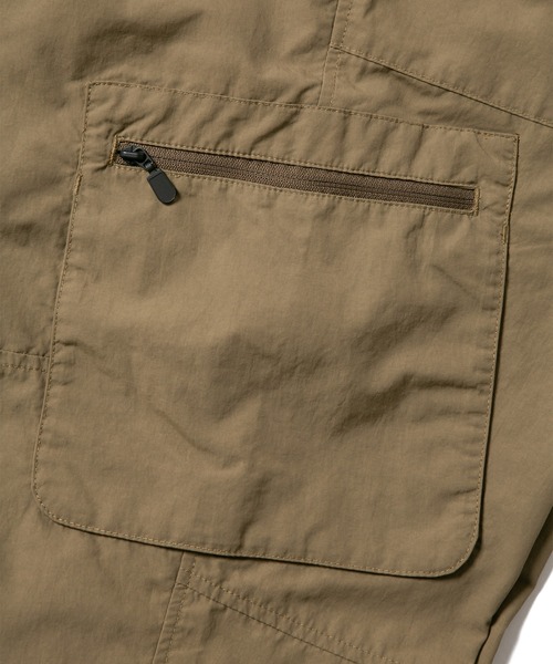 FIRST DOWN(ファーストダウン)の「カーゴ パンツ サプレックス ナイロン(カーゴパンツ・メンズ・ライトカーキ/ブラック・L/M/XL)」の5枚目の写真
