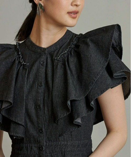 &. NOSTALGIA（アンドドットノスタルジア）の「袖フリルワンピース（ワンピース・レディース・インディゴブルー/ブラック/オフホワイト・FREE）」の10枚目の写真