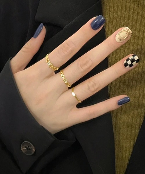 CERCA（チェルカ）の「LUON/貼るだけ簡単装着 チェッカーデザインハンドネイルチップ（ネイルシール/ネイルチップ・レディース・ブラウン/グリーン/ブラック/ホワイト/ベージュ/グリーン系その他2/グリーン系その他3/ブラウン系その他2/ブラック系その他2/ブラウン系その他3/ネイビー・FREE）」の17枚目の写真