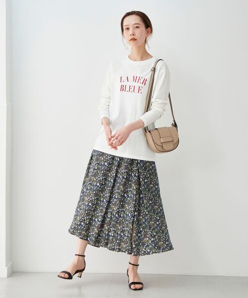 le.coeur blanc（ルクールブラン）の「IPEKER フラワーフレアスカート（スカート・レディース・ベージュ系その他2/ブルー系その他4・38）」の13枚目の写真