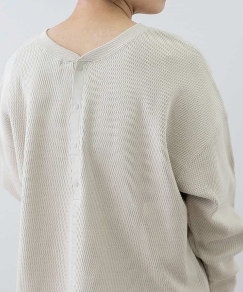 EKAL(エカル)の「EKAL レイクショアサーマルプルオーバー(Tシャツ/カットソー・レディース・ベージュ/ブラック系その他・FREE)」の4枚目の写真