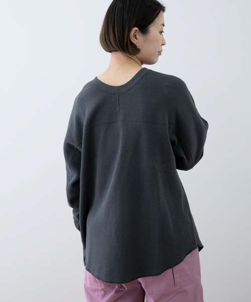 EKAL(エカル)の「EKAL レイクショアサーマルプルオーバー(Tシャツ/カットソー・レディース・ベージュ/ブラック系その他・FREE)」の9枚目の写真