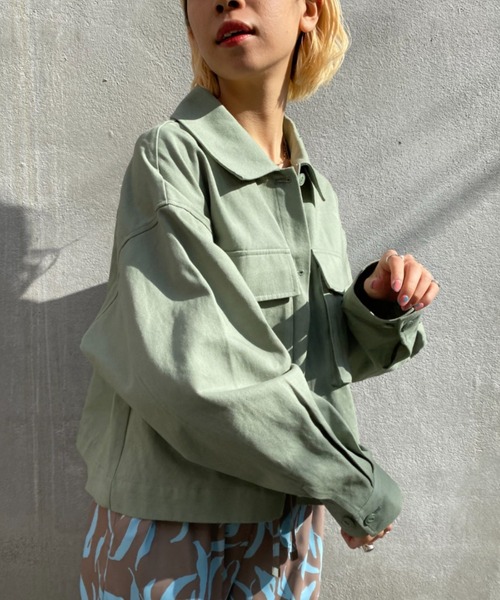 CIAOPANIC（チャオパニック）の「ショートファティーグジャケット（ミリタリージャケット・レディース・スカイブルー/オフホワイト/カーキ・FREE）」の6枚目の写真