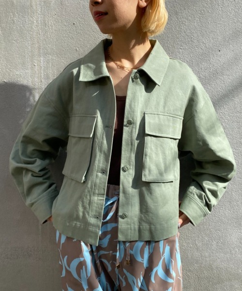 CIAOPANIC（チャオパニック）の「ショートファティーグジャケット（ミリタリージャケット・レディース・スカイブルー/オフホワイト/カーキ・FREE）」の11枚目の写真