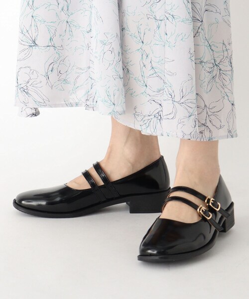 cs T&P（シーエスティーアンドピー）の「スクエアトゥダブルストラップフラットパンプス（パンプス・レディース・ブラック系1/アイボリー/ブラック・L/M/LL/S）」の4枚目の写真