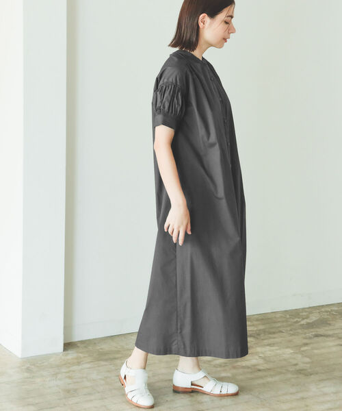B:MING by BEAMS(ビーミングバイビームス)の「B:MING by BEAMS / 2WAY シャーリングワンピース 22SS(ワンピース・レディース・オリーブ/スミクロ/ブルー系・SMALL/MEDIUM)」の4枚目の写真