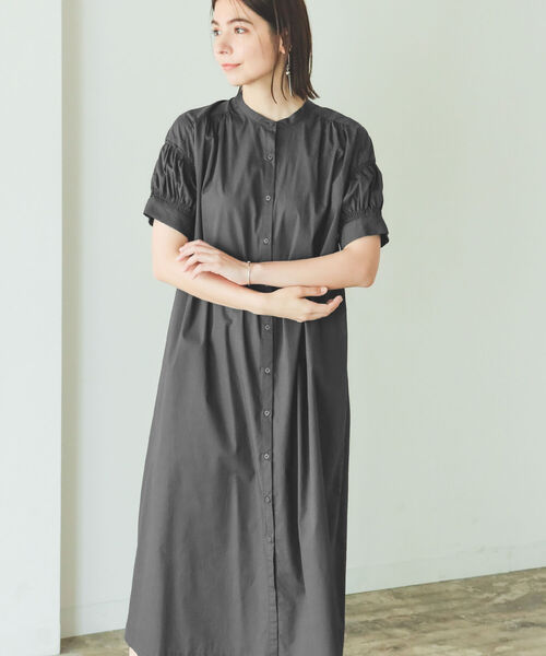 B:MING by BEAMS(ビーミングバイビームス)の「B:MING by BEAMS / 2WAY シャーリングワンピース 22SS(ワンピース・レディース・オリーブ/スミクロ/ブルー系・SMALL/MEDIUM)」の6枚目の写真