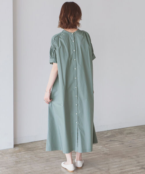 B:MING by BEAMS(ビーミングバイビームス)の「B:MING by BEAMS / 2WAY シャーリングワンピース 22SS(ワンピース・レディース・オリーブ/スミクロ/ブルー系・SMALL/MEDIUM)」の11枚目の写真