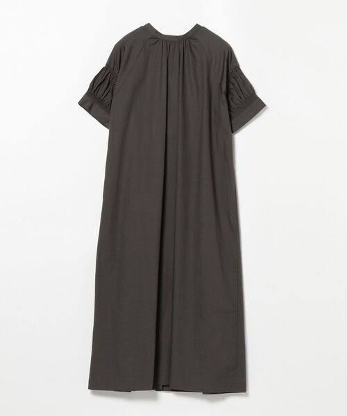 B:MING by BEAMS(ビーミングバイビームス)の「B:MING by BEAMS / 2WAY シャーリングワンピース 22SS(ワンピース・レディース・オリーブ/スミクロ/ブルー系・SMALL/MEDIUM)」の21枚目の写真
