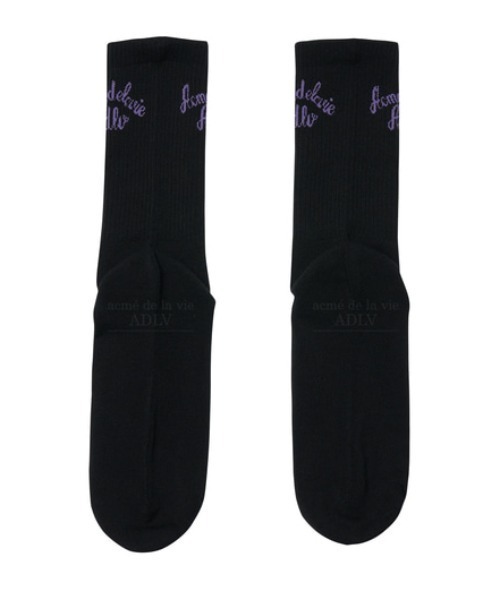 L.H.P（エルエイチピー）の「ACME' DE LA VIE/アクメドラビ/SCRIPT LOGO SOCKS（ソックス/靴下・レディース・ブラック/アイボリー・1/2）」の4枚目の写真