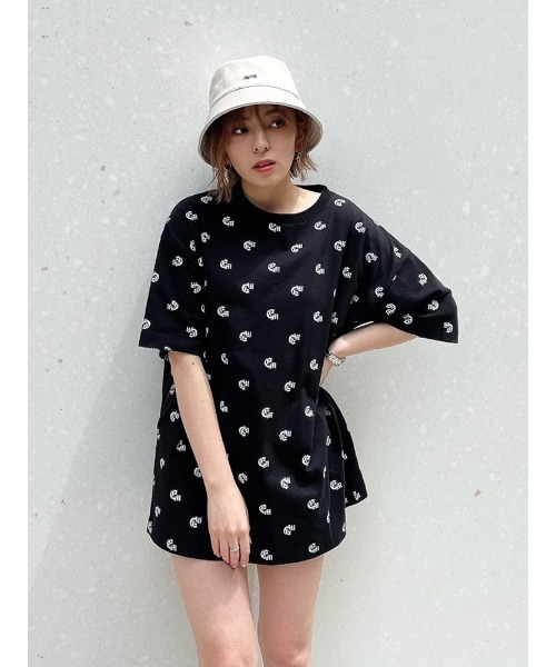 ENVYM（アンビー）の「オールロゴＢＩＧＴＥＥ（Tシャツ/カットソー・レディース・ブラック/ホワイト/ベージュ・FREE）」の13枚目の写真