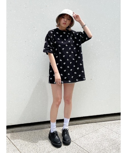 ENVYM（アンビー）の「オールロゴＢＩＧＴＥＥ（Tシャツ/カットソー・レディース・ブラック/ホワイト/ベージュ・FREE）」の16枚目の写真