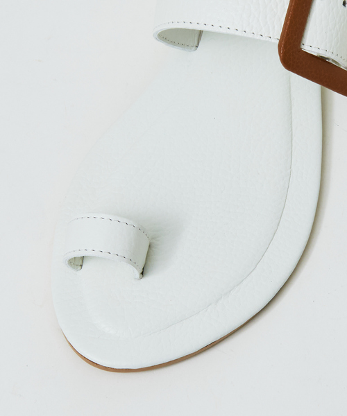 Au BANNISTER（オゥバニスター）の「【販売店舗限定】サムホルダーサンダル（サンダル・レディース・ホワイト/ブラック/キャメル・M/L/S）」の18枚目の写真