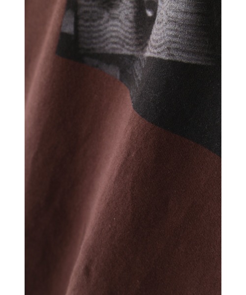 human woman(ヒューマンウーマン)の「◆フォトTシャツ(Tシャツ/カットソー・レディース・ホワイト系その他/ブラウン・MEDIUM)」の8枚目の写真