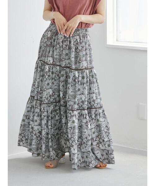 AMERICAN HOLIC(アメリカンホリック)の「丈違いティアードFlowerスカート(スカート・レディース・ネイビー/イエロー/ブラウン・L/M)」の7枚目の写真
