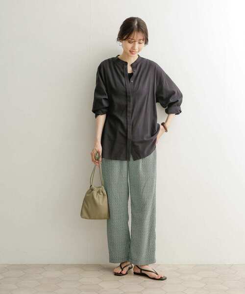 URBAN RESEARCH DOORS(アーバンリサーチドアーズ)の「ジオメトリックイージーパンツ(その他パンツ・レディース・グリーン/ボルドー・MEDIUM)」の7枚目の写真