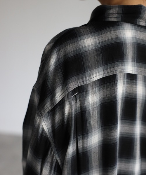 CREARE -LINO-（クレアーレリノ）の「ビックポケット オーバーサイズ ルーズ 半袖シャツ<ユニセックス>（シャツ/ブラウス・メンズ・ホワイト/ホワイト系その他/ブラック/ブラック系その他/ブルー系その他/カーキ/ブラック系その他2・S/M/L）」の8枚目の写真