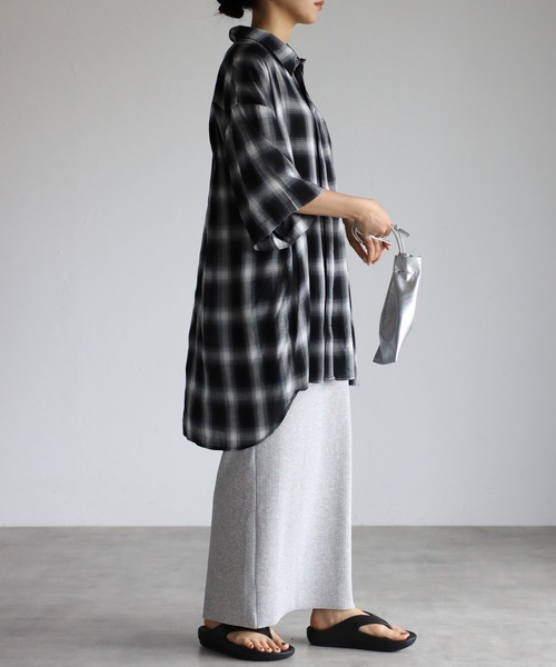 CREARE -LINO-（クレアーレリノ）の「ビックポケット オーバーサイズ ルーズ 半袖シャツ<ユニセックス>（シャツ/ブラウス・メンズ・ホワイト/ホワイト系その他/ブラック/ブラック系その他/ブルー系その他/カーキ/ブラック系その他2・S/M/L）」の11枚目の写真