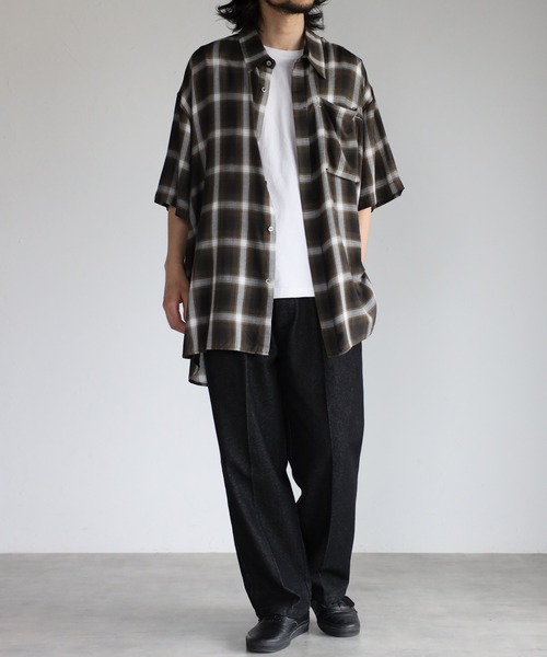 CREARE -LINO-（クレアーレリノ）の「ビックポケット オーバーサイズ ルーズ 半袖シャツ<ユニセックス>（シャツ/ブラウス・メンズ・ホワイト/ホワイト系その他/ブラック/ブラック系その他/ブルー系その他/カーキ/ブラック系その他2・S/M/L）」の16枚目の写真