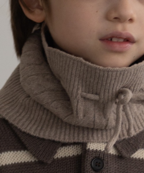 pairmanon(ペアマノン)の「あったかニットケーブル編み2WAYスヌード(ネックウォーマー/スヌード・キッズ・グレイッシュベージュ/アイボリー・FREE)」の9枚目の写真