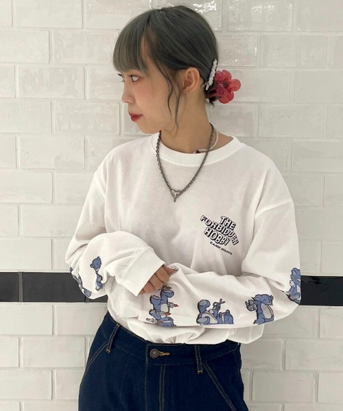 Candy Stripper(キャンディストリッパー)の「THE FORBIDDEN HOBBY L/S Tシャツ(Tシャツ/カットソー・レディース・ライトブルー/オフホワイト/ブラック・2)」の2枚目の写真