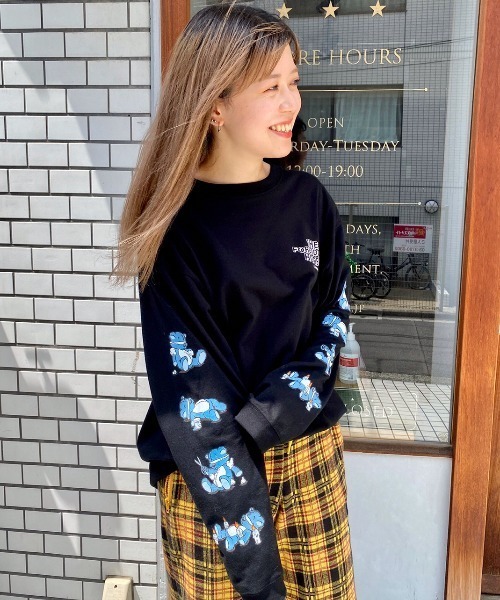 Candy Stripper(キャンディストリッパー)の「THE FORBIDDEN HOBBY L/S Tシャツ(Tシャツ/カットソー・レディース・ライトブルー/オフホワイト/ブラック・2)」の22枚目の写真