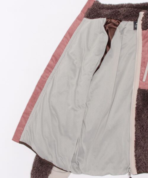 KRIFF MAYER Lady's Collection（クリフメイヤーレディースコレクション）の「シャギーボアスタンドネックJK（ブルゾン・レディース・モカ/ネイビー/ベージュ/カラフル/カーキ/ナチュラル/グレー・MEDIUM/LARGE）」の9枚目の写真