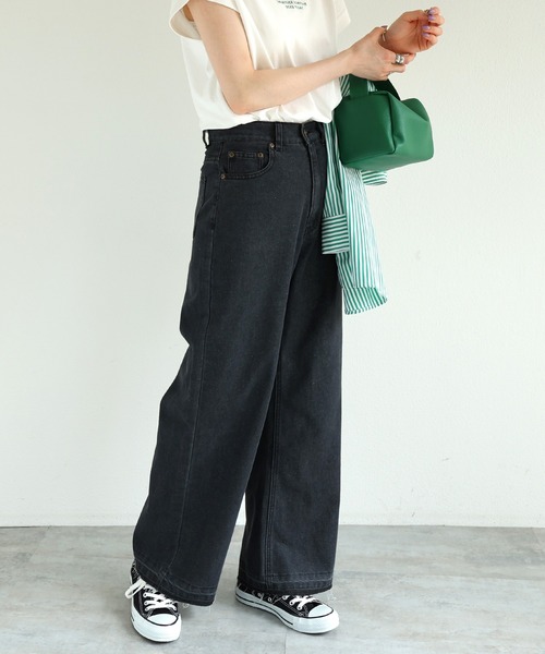 andme（アンドミー）の「裾フリンジデニムワイドパンツ（デニムパンツ・レディース・ブラック/ブルー/サックスブルー・M/L）」の4枚目の写真
