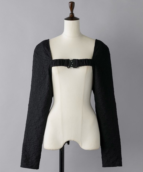 musubore（ムスボレ）の「2WAYバックルボレロ（カーディガン/ボレロ・レディース・ブラック・FREE）」の11枚目の写真