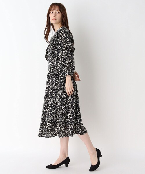 洗える フォリッジフラワー柄フリルトリムドレス ワンピース ワンピース ドレス Ashley ローラアシュレイ のファッション Ashley ローラアシュレイ のワンピース ワンピース Laura