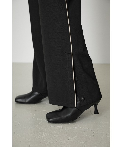 AZUL by moussy（アズールバイマウジー）の「RELAX SIDE LINE PANTS/リラックスサイドラインパンツ（その他パンツ・レディース・ブラック/ターコイズブルー/ライトベージュ・SMALL/MEDIUM）」の9枚目の写真