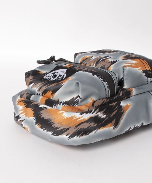 Guess（ゲス）の「VICE Compact Backpack（バックパック/リュック・メンズ・グレー・ONE SIZE）」の12枚目の写真