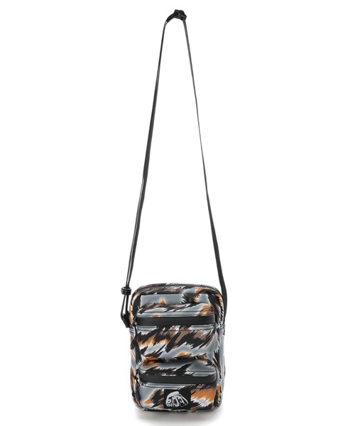 Guess（ゲス）の「VICE Compact Backpack（バックパック/リュック・メンズ・グレー・ONE SIZE）」の6枚目の写真