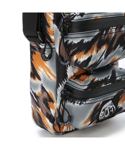 Guess（ゲス）の「VICE Compact Backpack（バックパック/リュック・メンズ・グレー・ONE SIZE）」の11枚目の写真