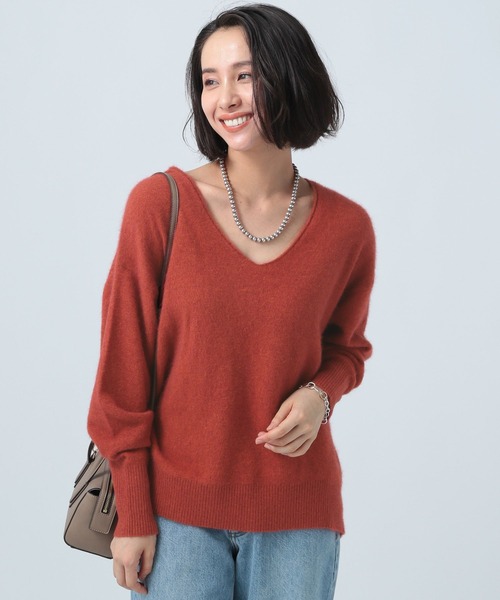 BAYFLOW（ベイフロー）の「フォックスＶネックニットプルオーバー（ニット/セーター・レディース・ベージュ/ブラウン/グレー/オレンジ/ブルー/アイボリー・SMALL/MEDIUM）」の12枚目の写真