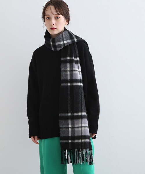 INDIVI（インディヴィ）の「◆【洗える/ウール100%】ストール（ストール/ショール・レディース・オフホワイト/イエロー/ブラック系1/グレー系1/ピンク系6/ブルー系1・00）」の17枚目の写真