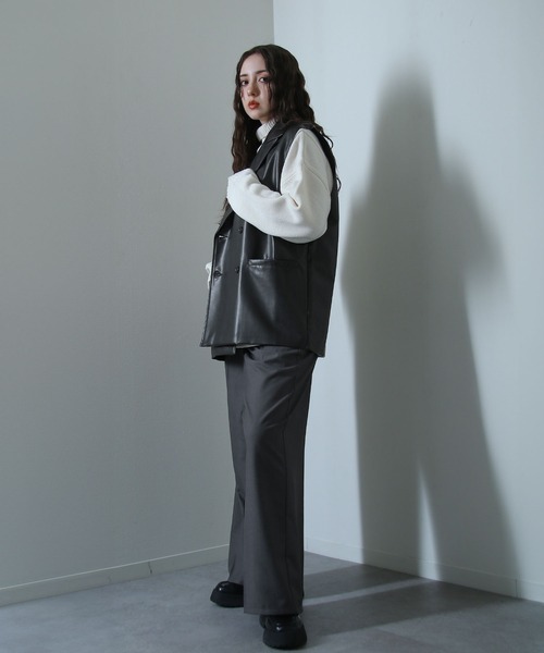 NILWAY（ニルウェイ）の「PUレザー ダブル ベスト（ベスト・レディース・チャコール/ブラック・LARGE/MEDIUM）」の19枚目の写真