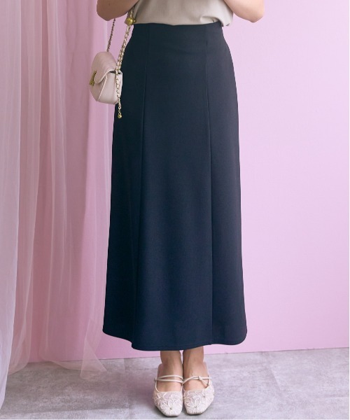 marun（マルン）の「＜大きいサイズ＞【選べるシルエット】 カットツイルスカート（マーメイド／Iライン） marun（スカート・レディース・ブラック/ピンク系/サックスブルー/サンドグレー/オフホワイト/パープル/レッド系/ブルー/ネイビー/パープル系その他/ブラック系その他・3L/5L/4L/LL/L/M）」の3枚目の写真