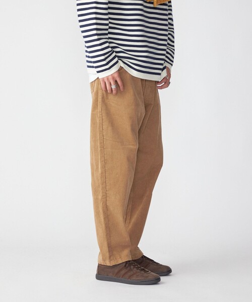 SHIPS（シップス）の「*SHIPS: バルーン シルエット ワイド テーパード 11ウェール コーデュロイ パンツ（その他パンツ・メンズ・チャコールグレー/ブラウン/キャメル・SMALL/MEDIUM/LARGE/X-LARGE）」の15枚目の写真
