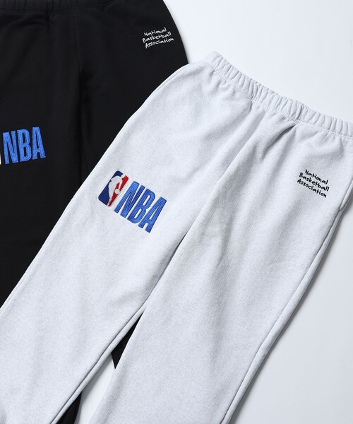 NBA（エヌビーエー）の「NBA/エヌビーエー 別注 NBA Logoman 裏