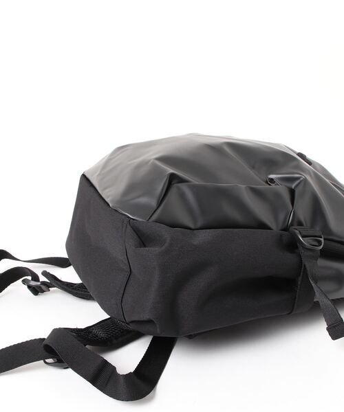 TITE IN THE STORE（ティテ　インザ　ストア）の「【adidas originals / アディダスオリジナルス】RIFTA バックパック（バックパック/リュック・レディース・ブラック・FREE）」の3枚目の写真