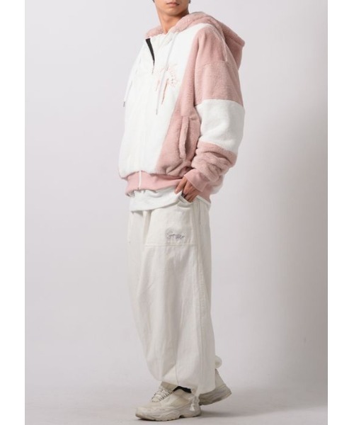 RE730(アールイーセブンサーティー)の「RE730 ふわふわもこもこのかわいいファーブルゾン(ブルゾン・メンズ・ブラック/ベージュ/サックスブルー/ピンク・MEDIUM/LARGE/X-LARGE)」の7枚目の写真