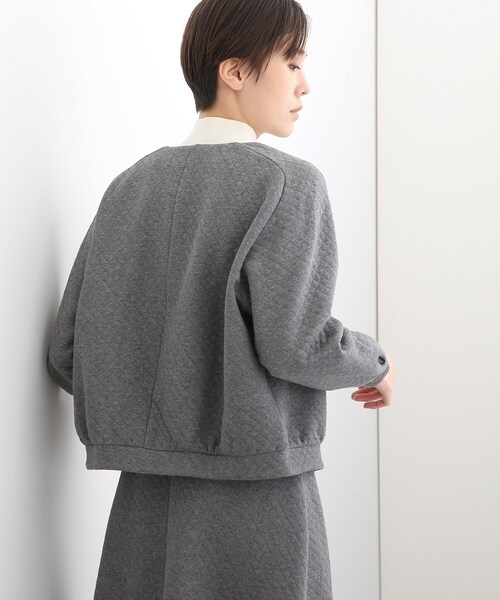 INDIVI（インディヴィ）の「【LIFE/SETUP可能】キルティング ジャージカーディガン（カーディガン/ボレロ・レディース・チャコール/ライトグレー系8・38/34）」の4枚目の写真